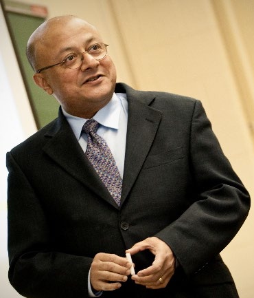 Prof Utpal BHATTACHARYA.jpeg